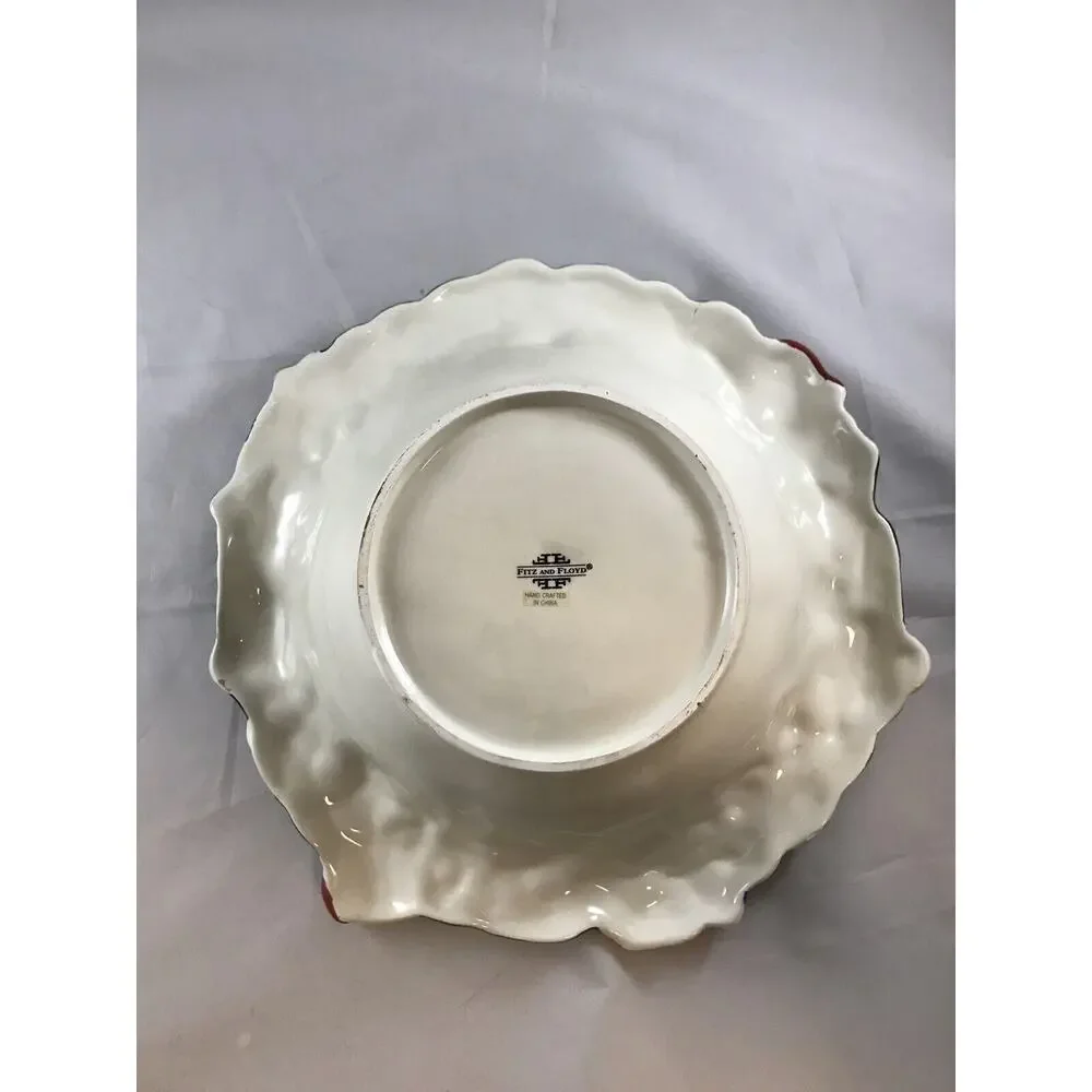 Beautiful Fitz and Floyd Christmas Bowl Holly Bow and Toys Border